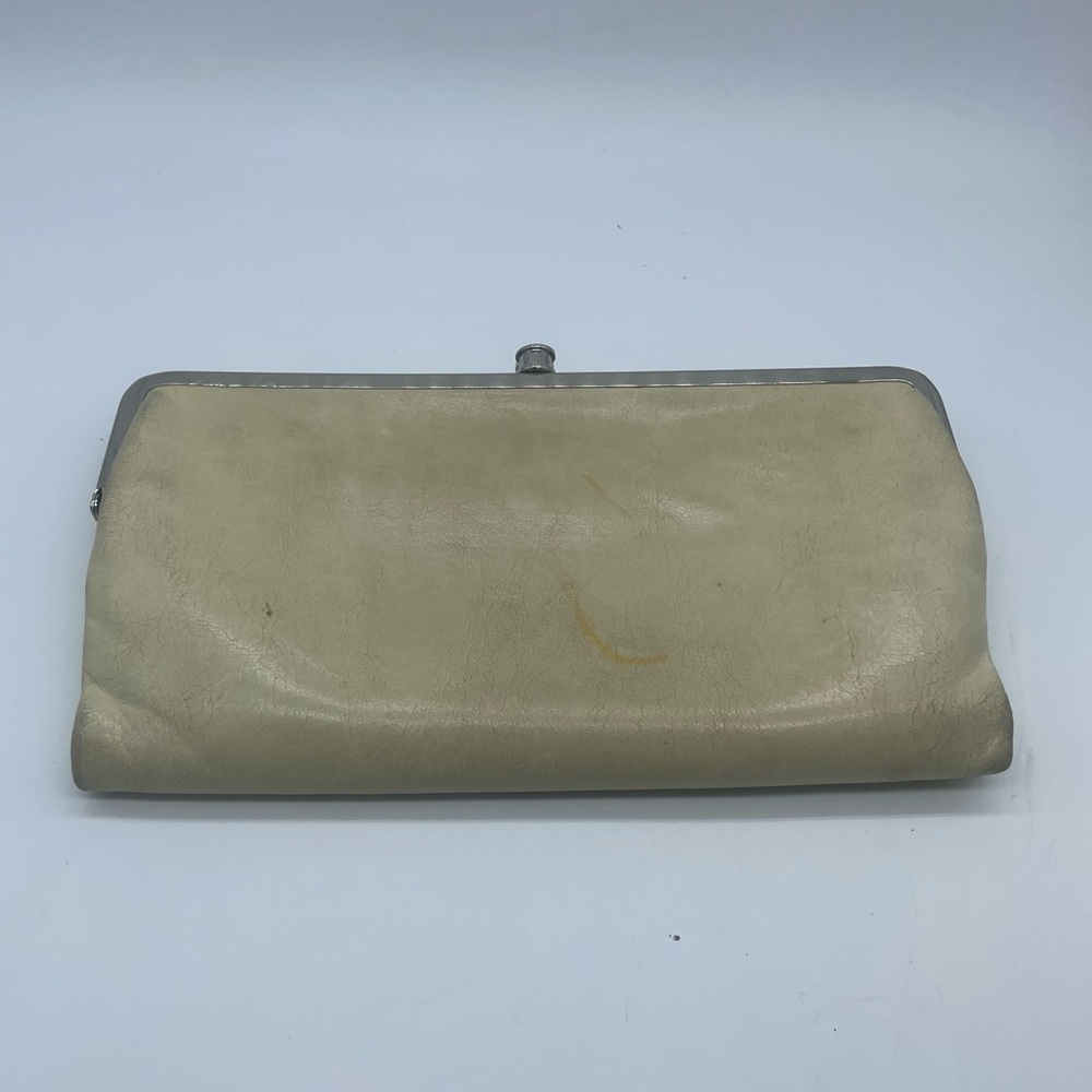 HOBO Lauren Clutch Wallet Cream Ivory Leather Bifold  Kiss Lock Silver Frame